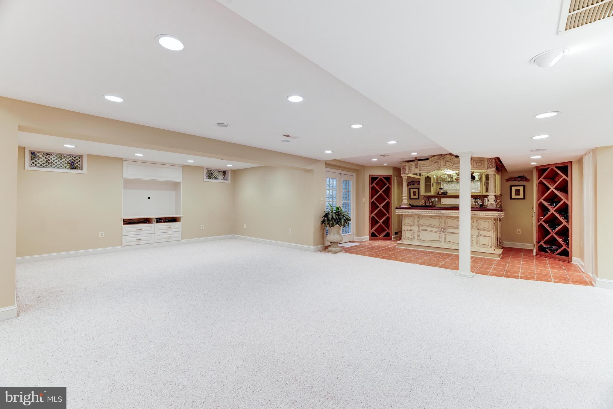 1800 Dominion Crest Ln