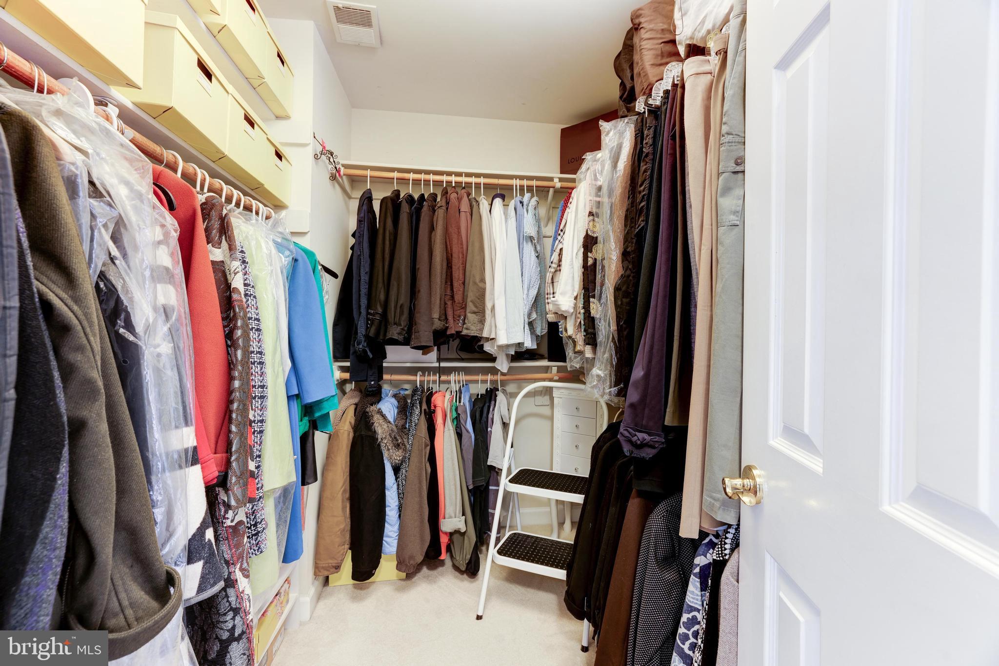 1800 Dominion Crest Ln