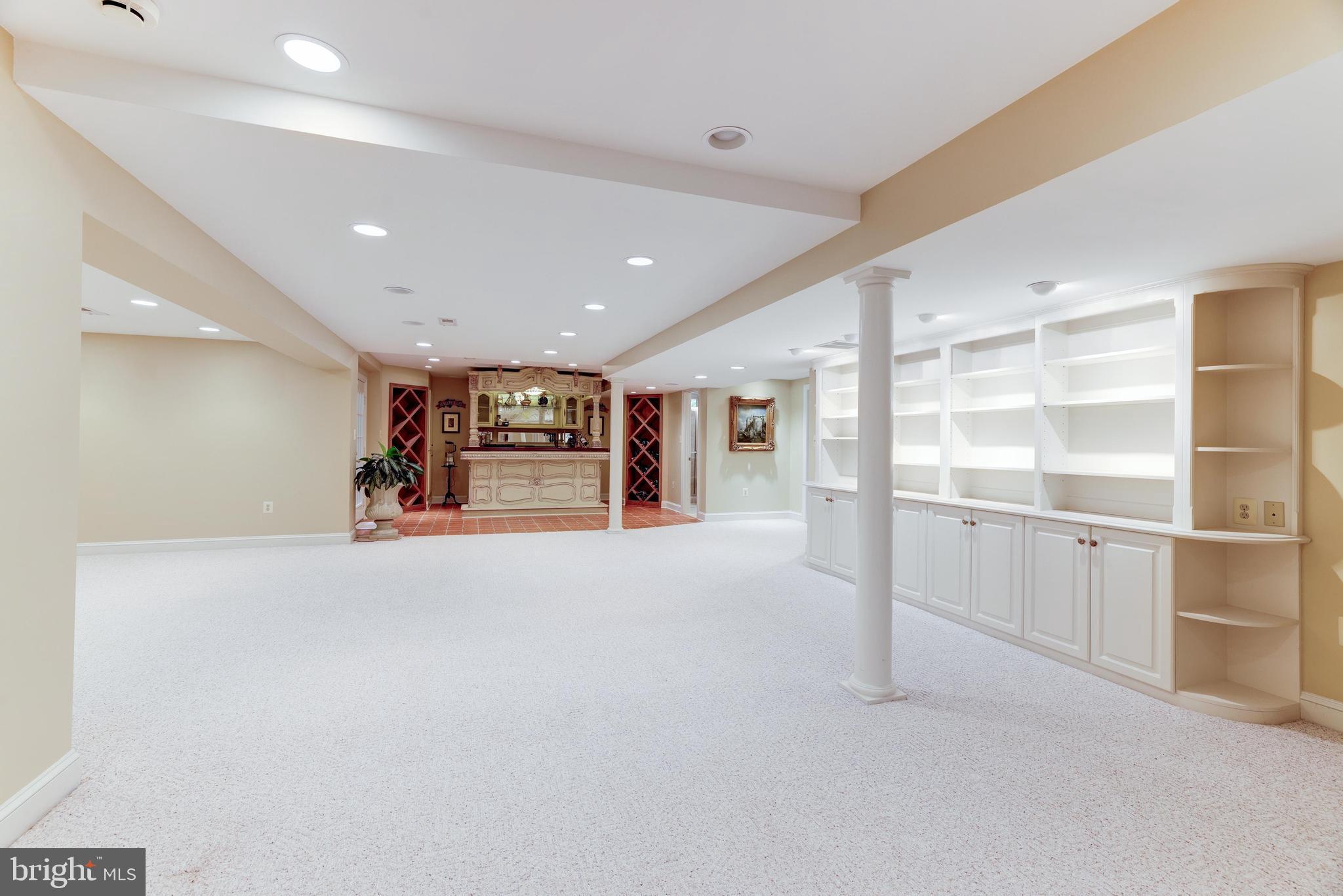 1800 Dominion Crest Ln