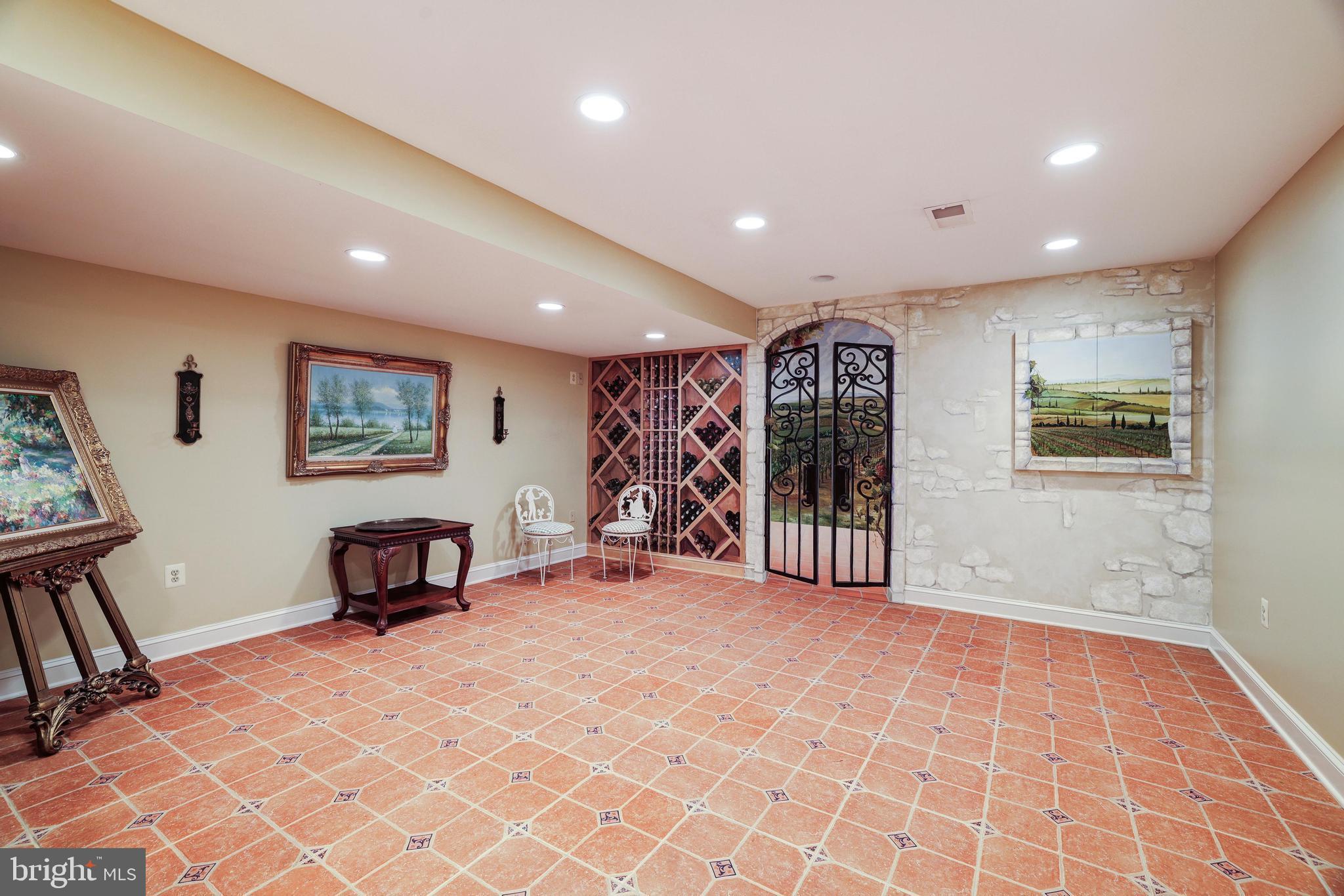 1800 Dominion Crest Ln