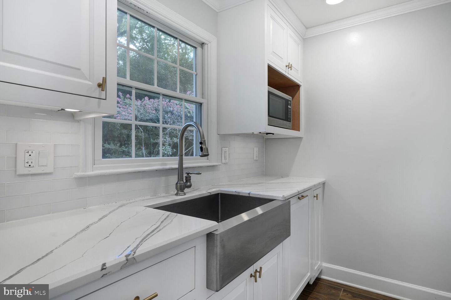 1311 CAPULET CT