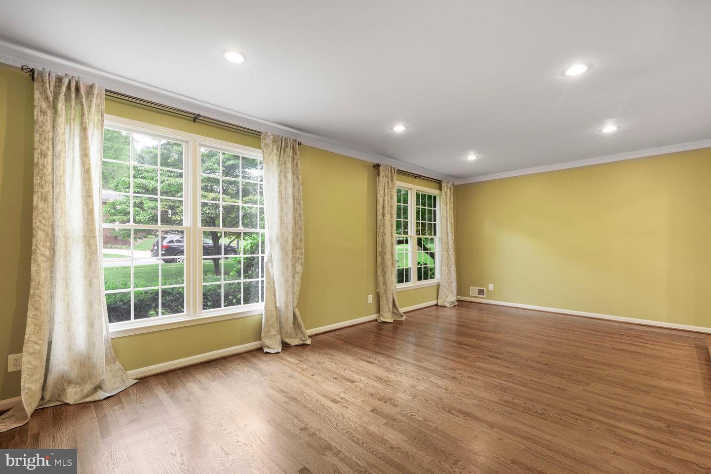1311 CAPULET CT