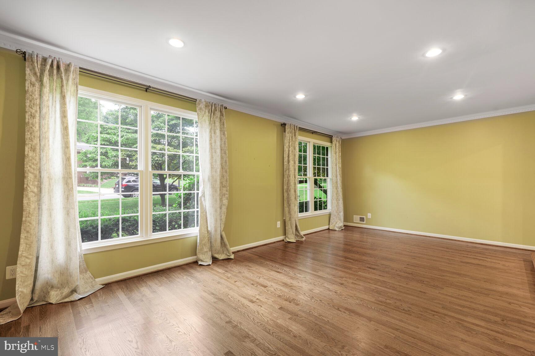 1311 CAPULET CT