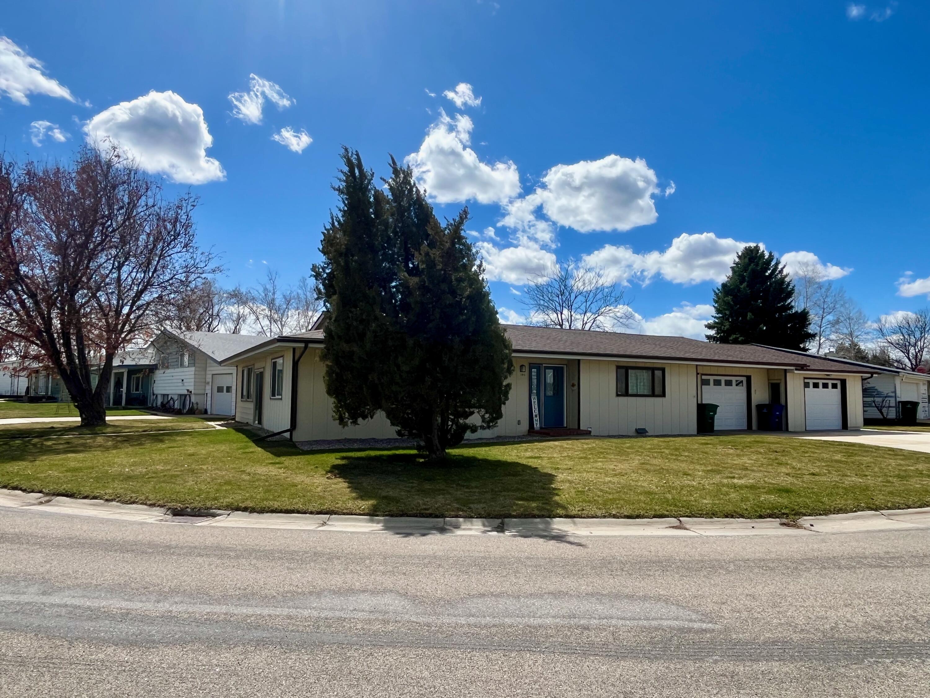 140 Crescent Drive