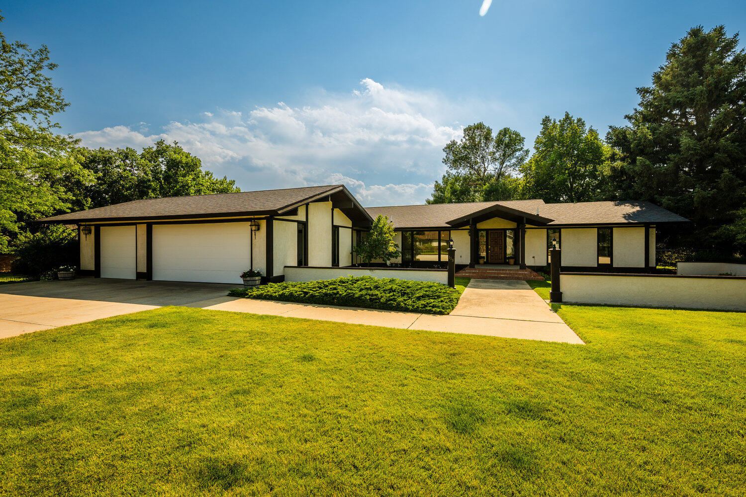 118 Scott Drive