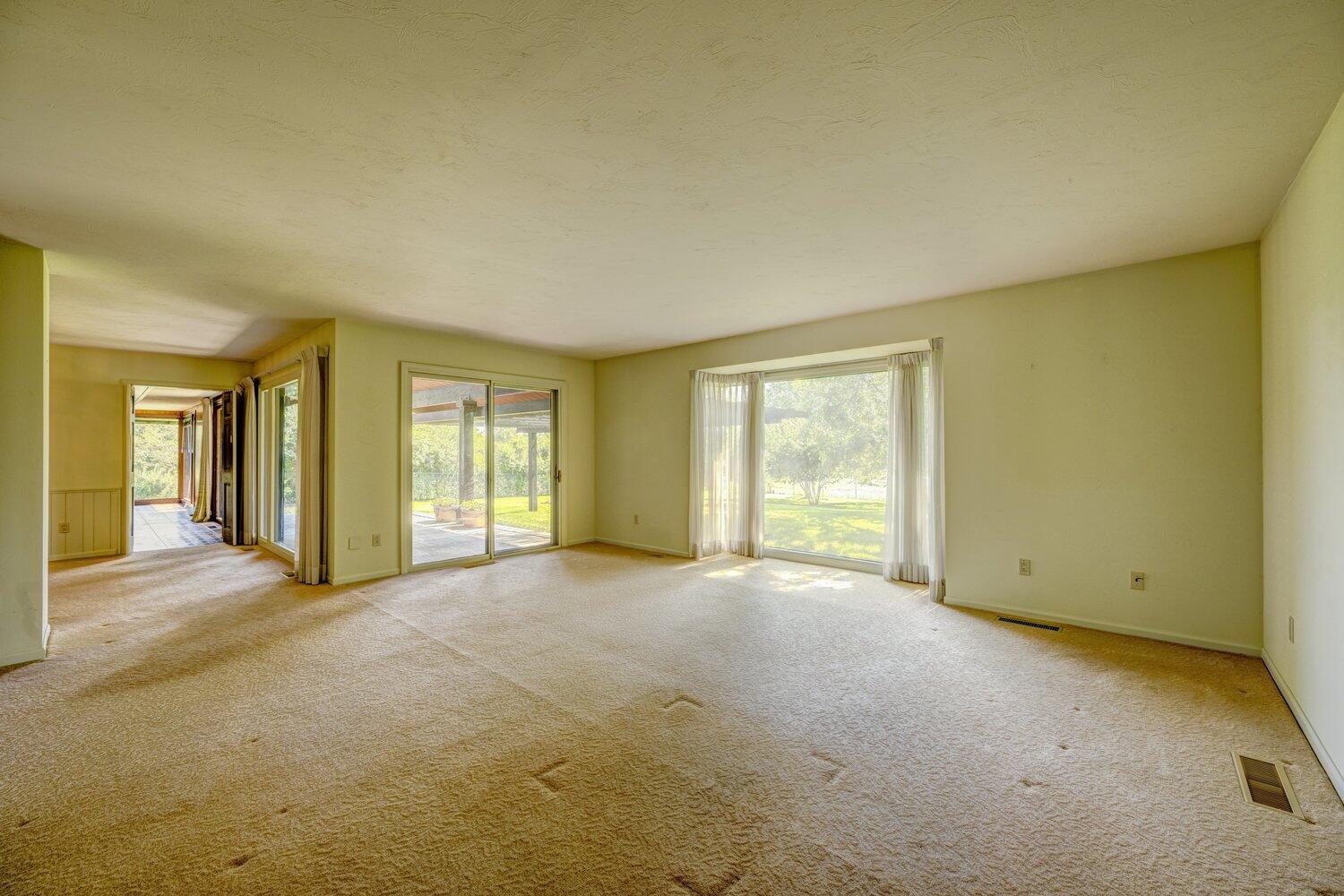 118 Scott Drive