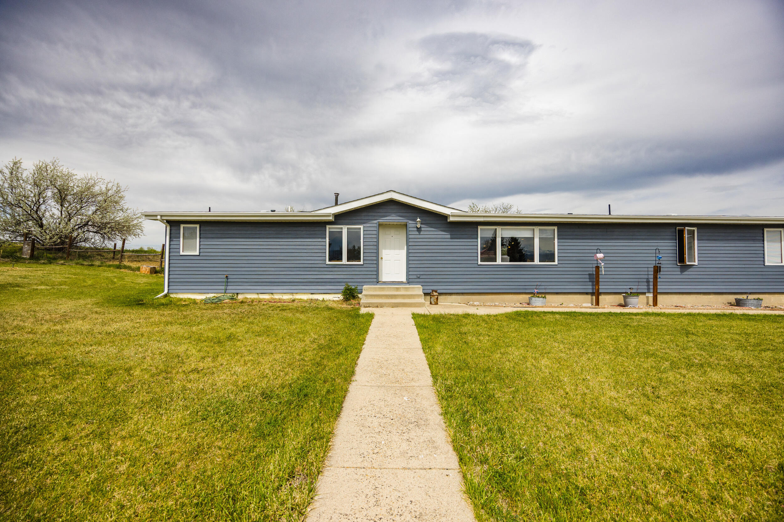1 Pleasant View Lane