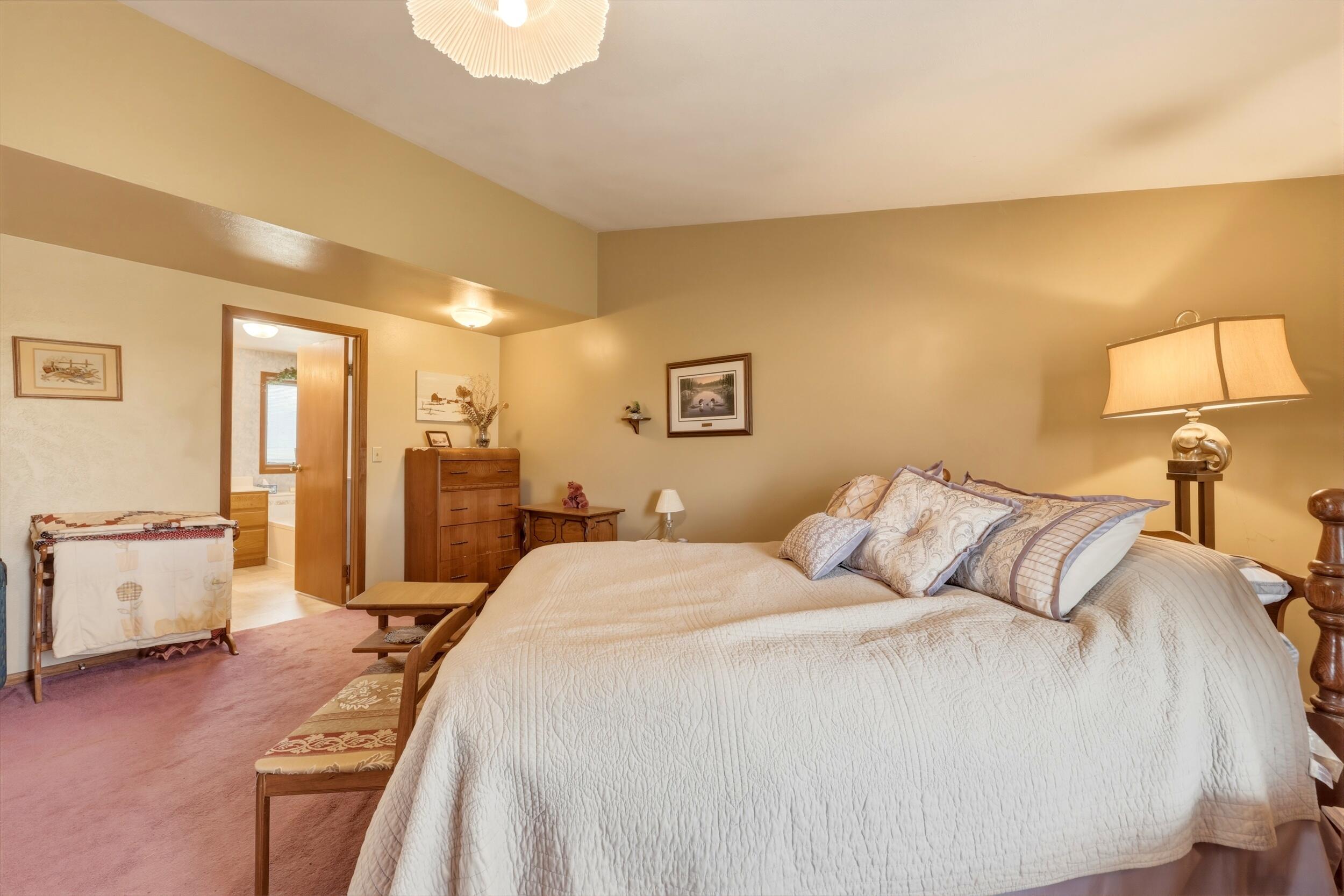 1 Pleasant View Lane