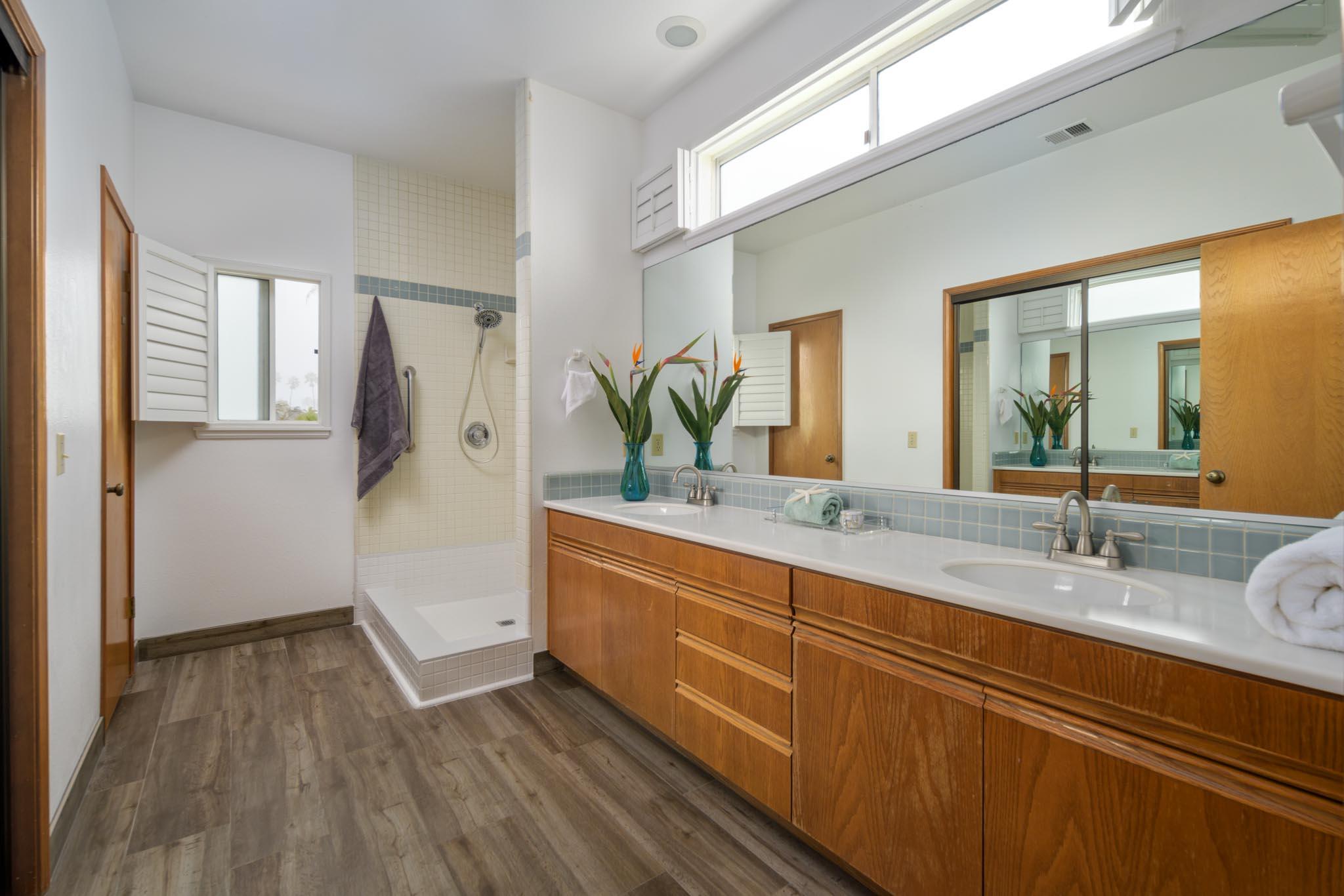 1280 Devon Lane