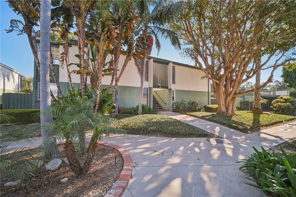 3700 Dean Drive 2703