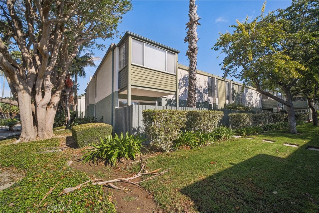 3700 Dean Drive 2703
