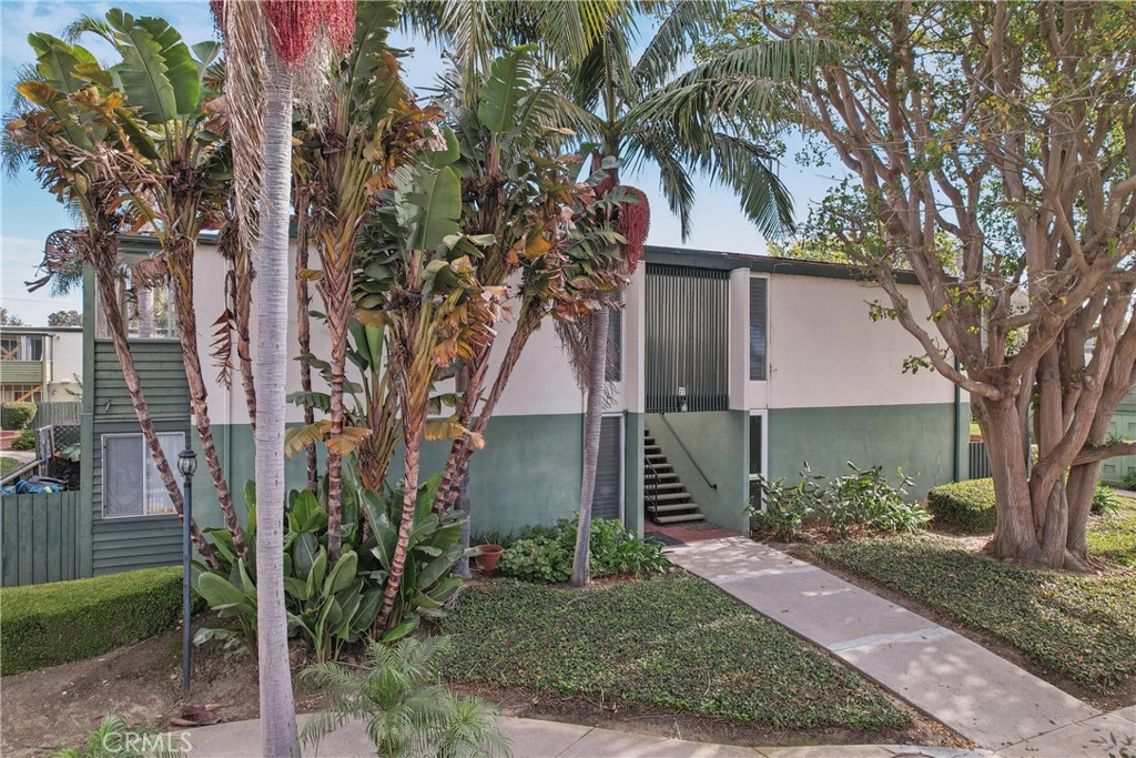 3700 Dean Drive 2703