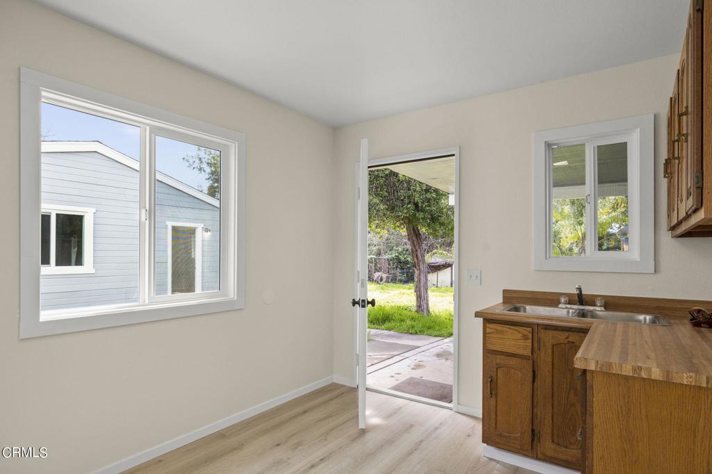 66 W Oak View Avenue