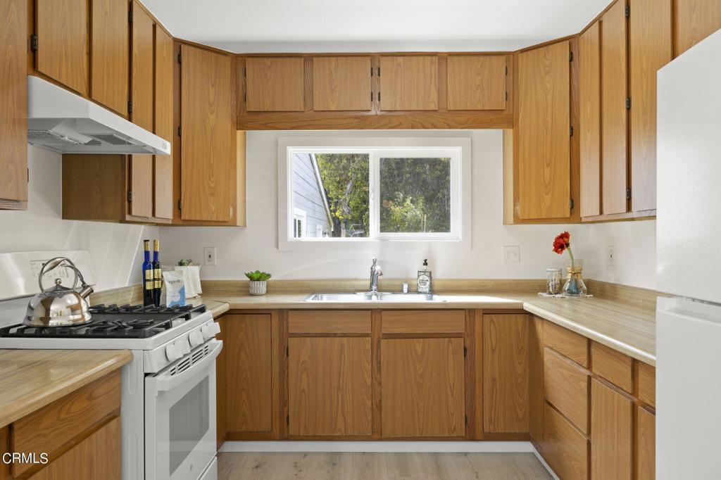 66 W Oak View Avenue
