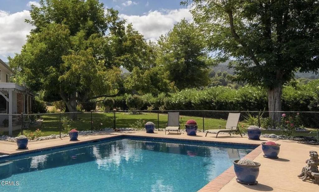 10430 N Ojai Santa Paula Road