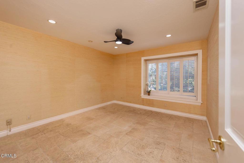 1270 Foothill Road