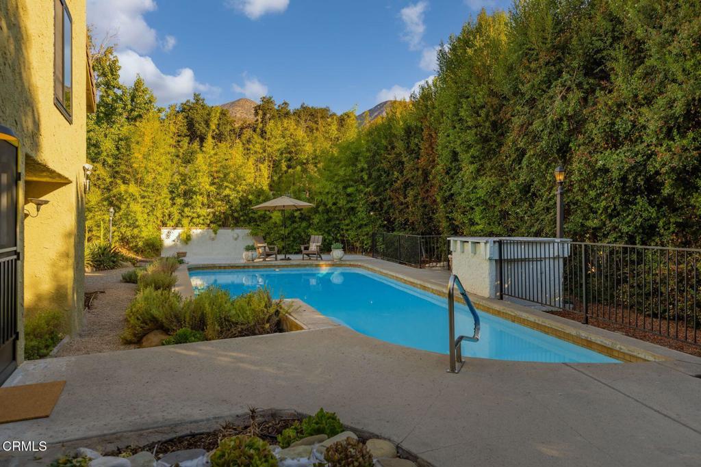 1270 Foothill Road