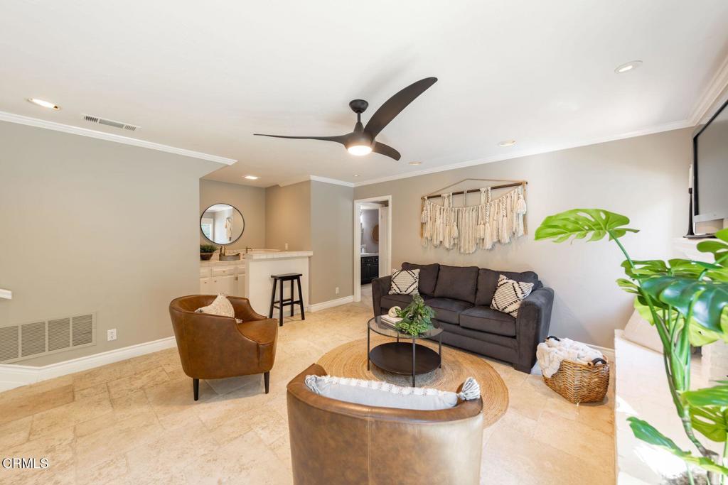 1270 Foothill Road