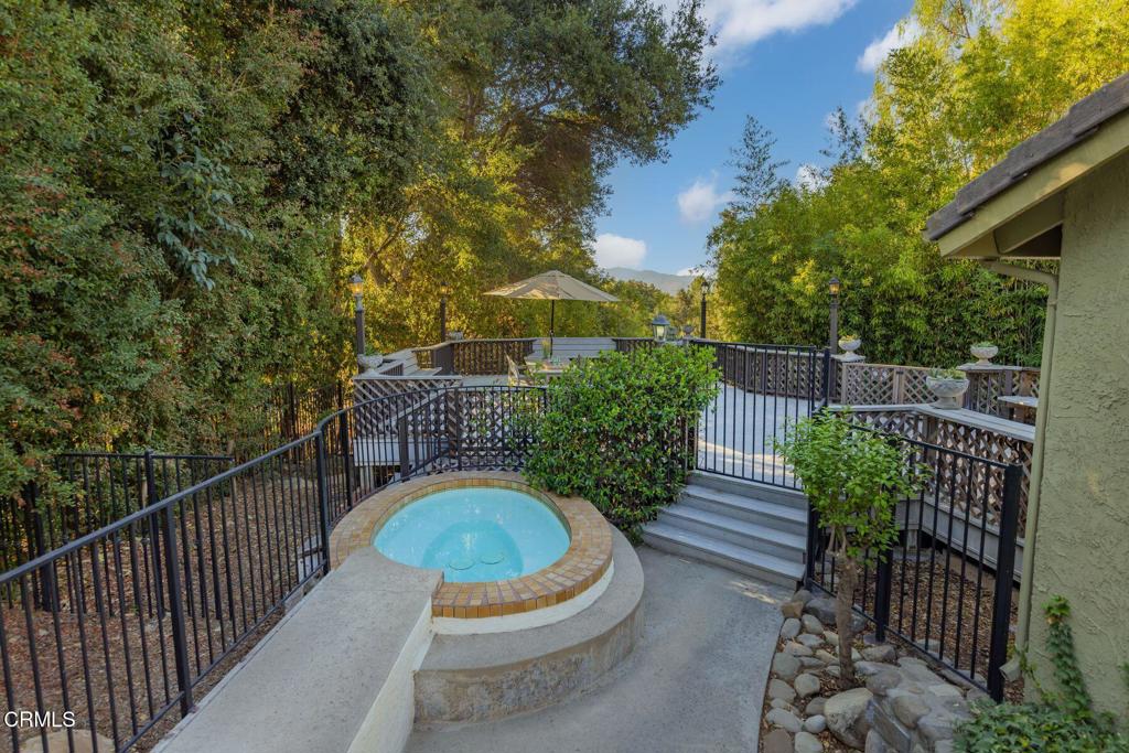 1270 Foothill Road