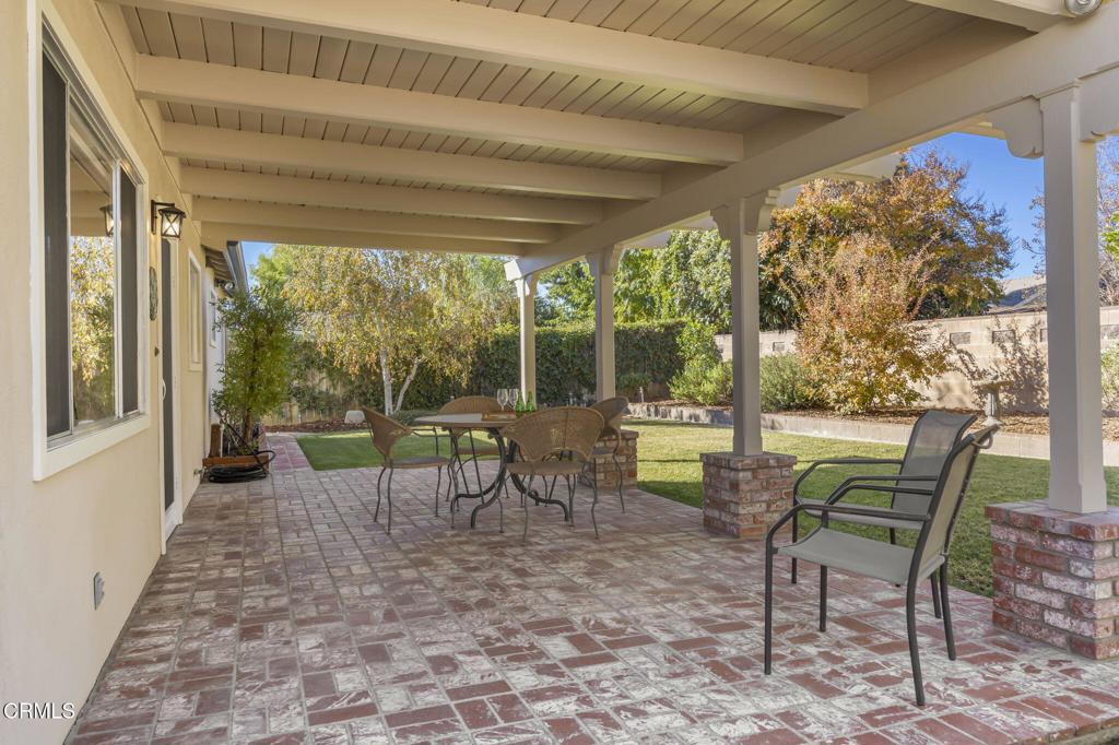 213 S Carrillo Road