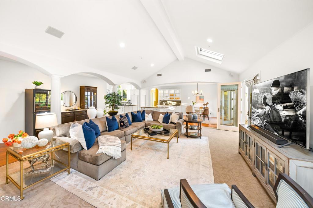 3108 Calle De Marejada