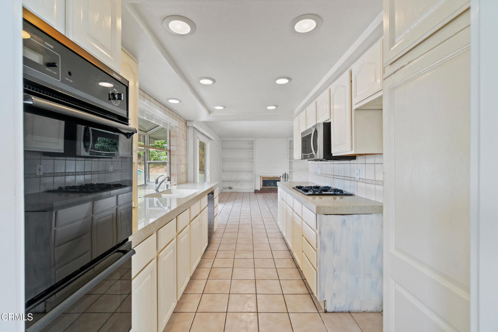5505 Topa Topa Drive
