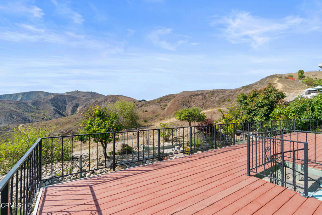 5505 Topa Topa Drive