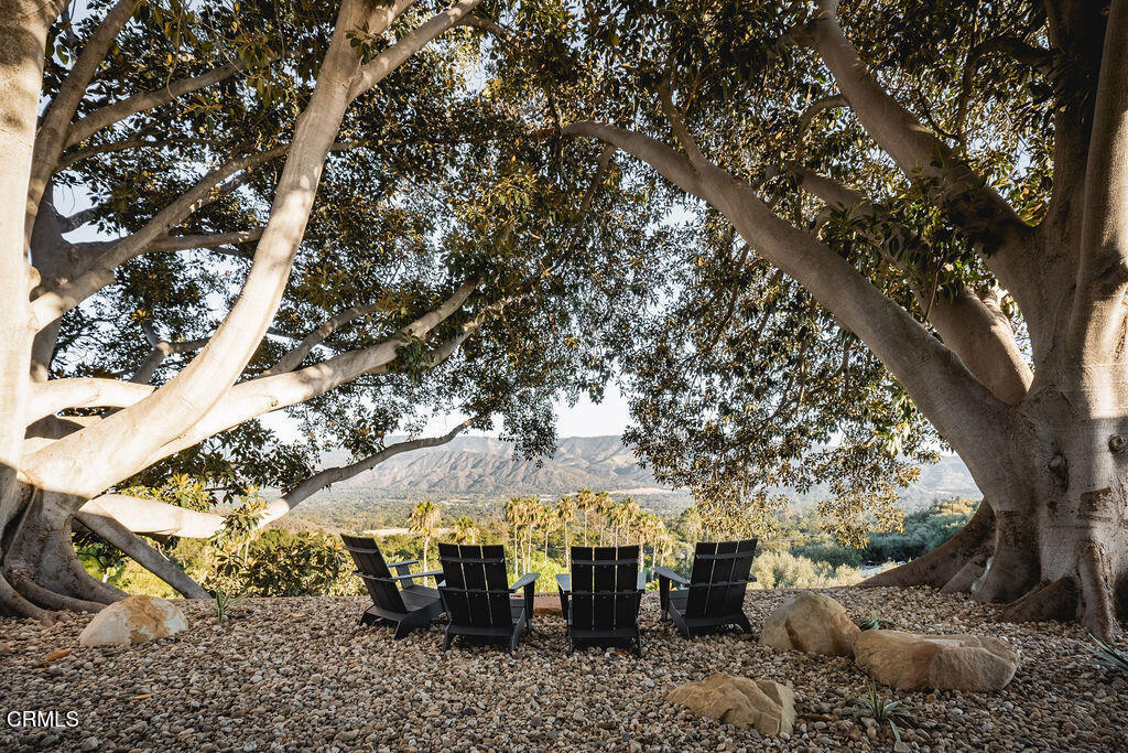 1465 Foothill Road