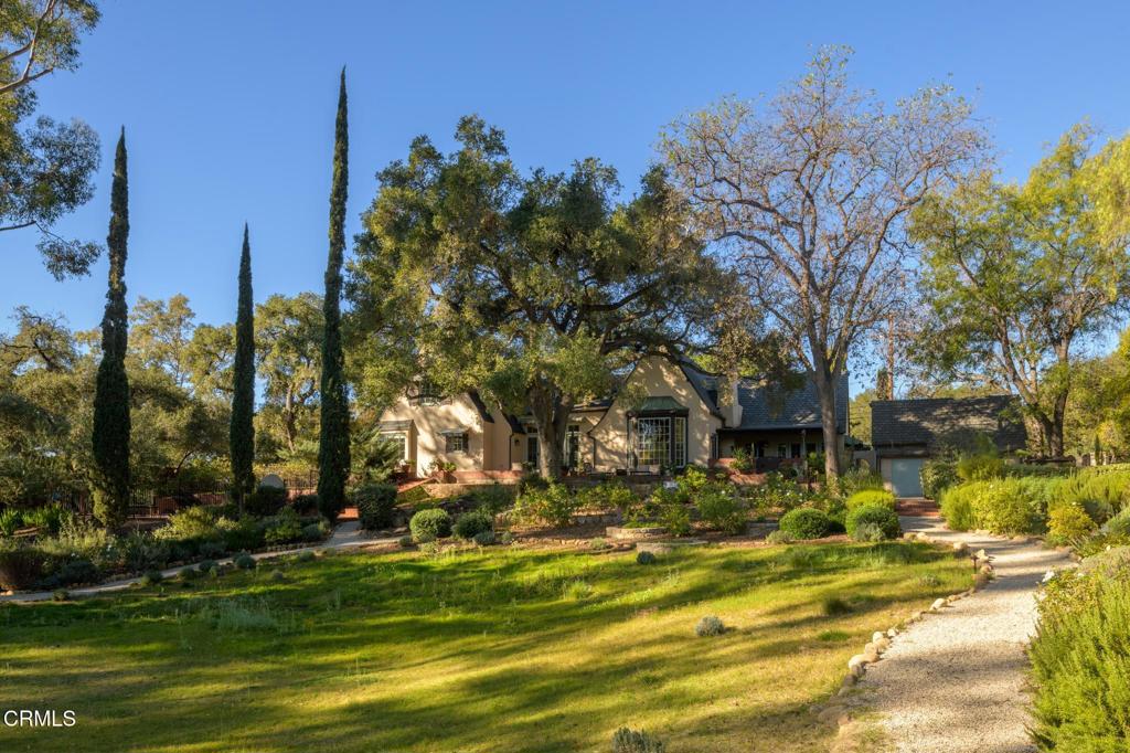 1104 Foothill Road
