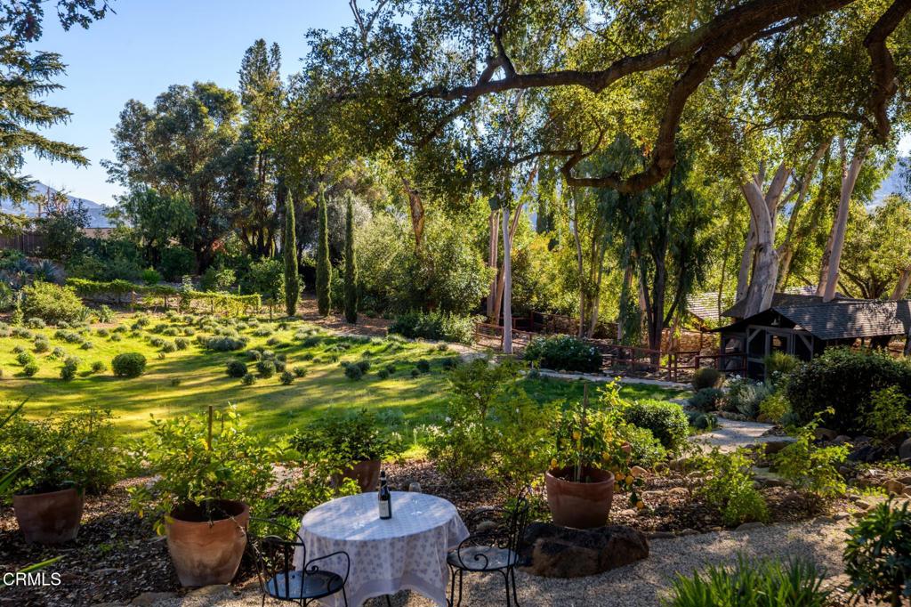 1104 Foothill Road