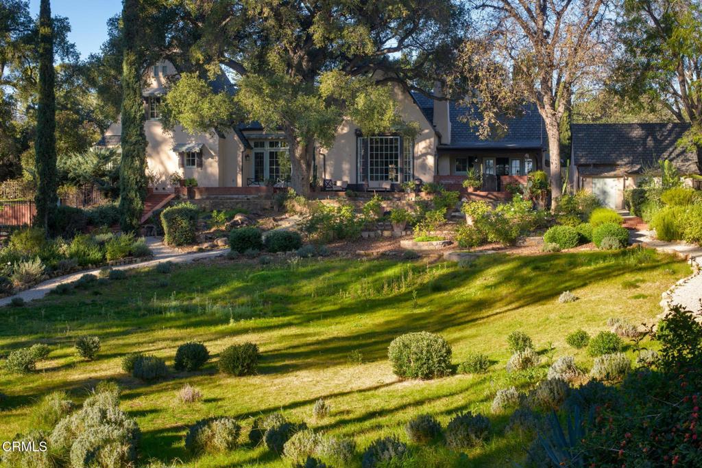 1104 Foothill Road