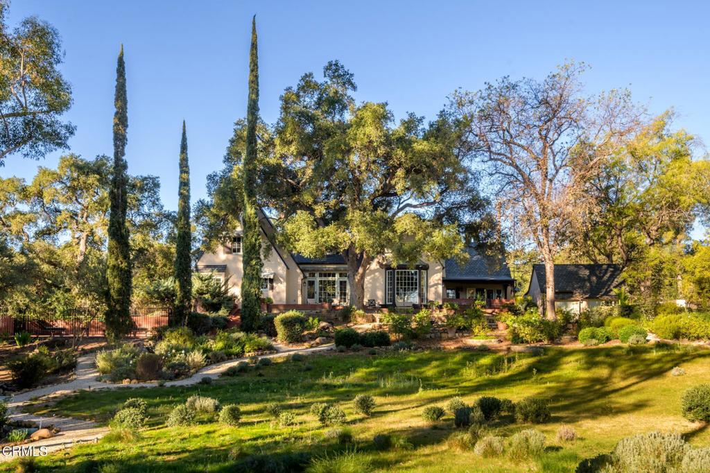 1104 Foothill Road