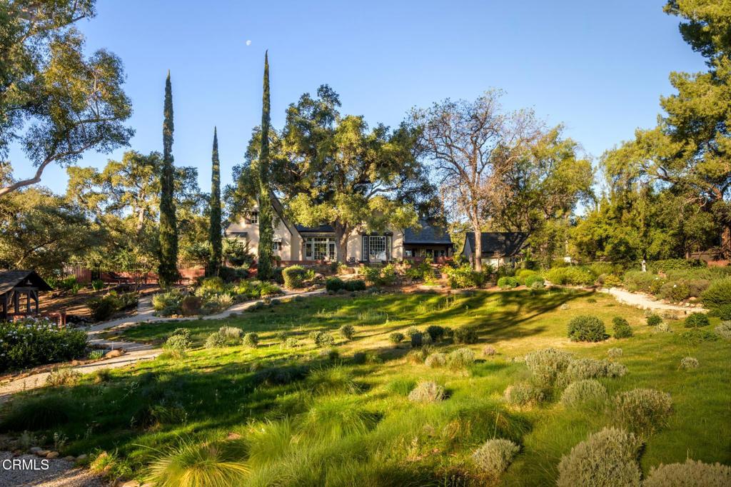 1104 Foothill Road