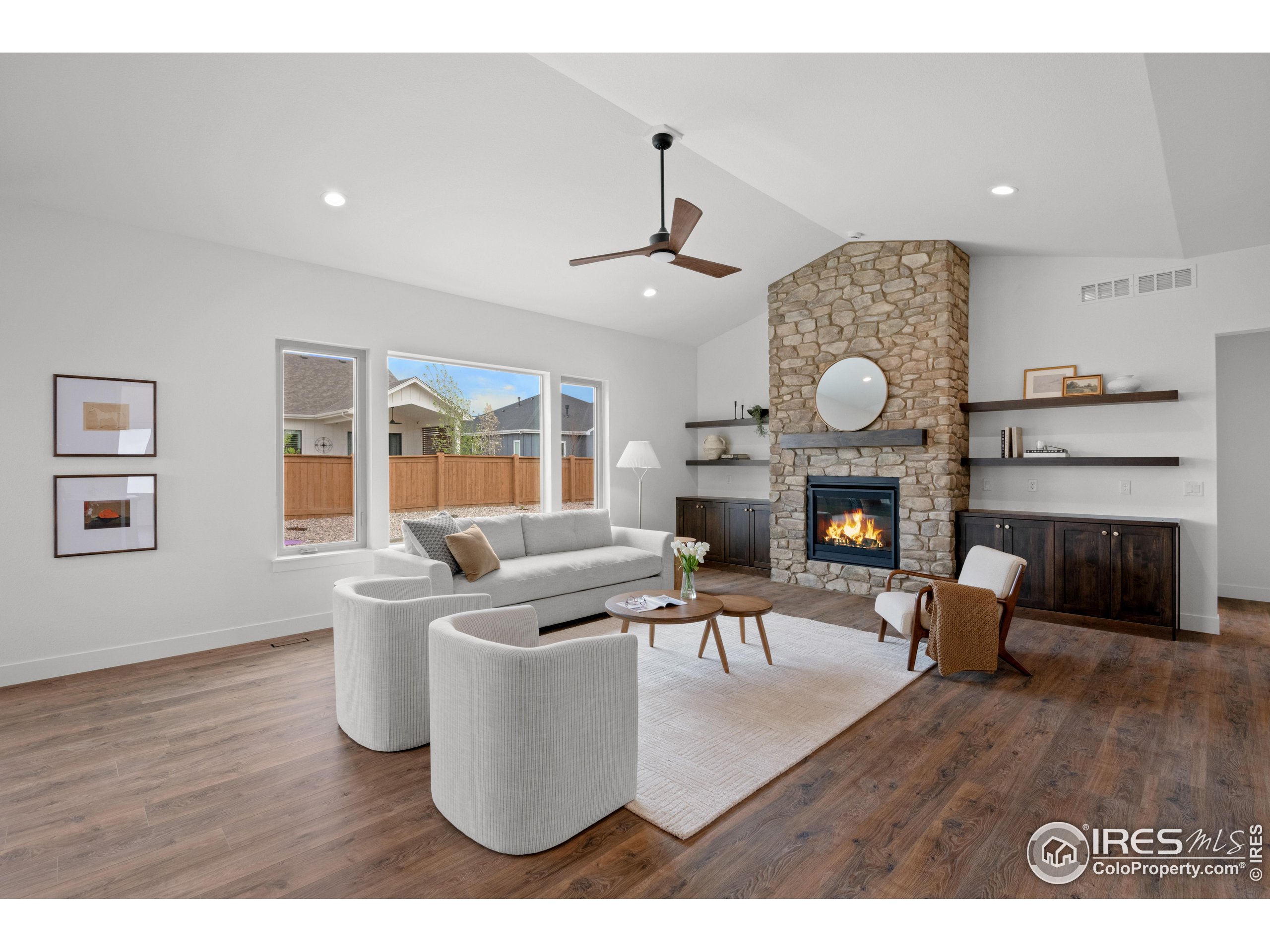 144 Boxwood Dr