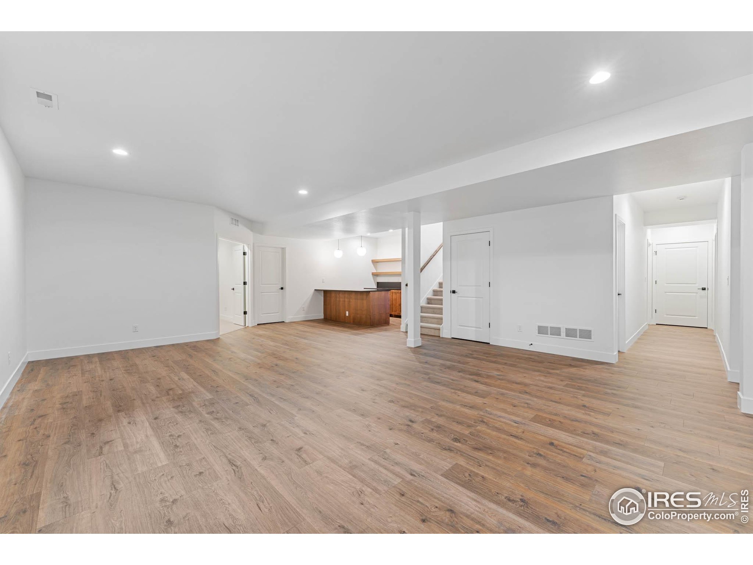 144 Boxwood Dr