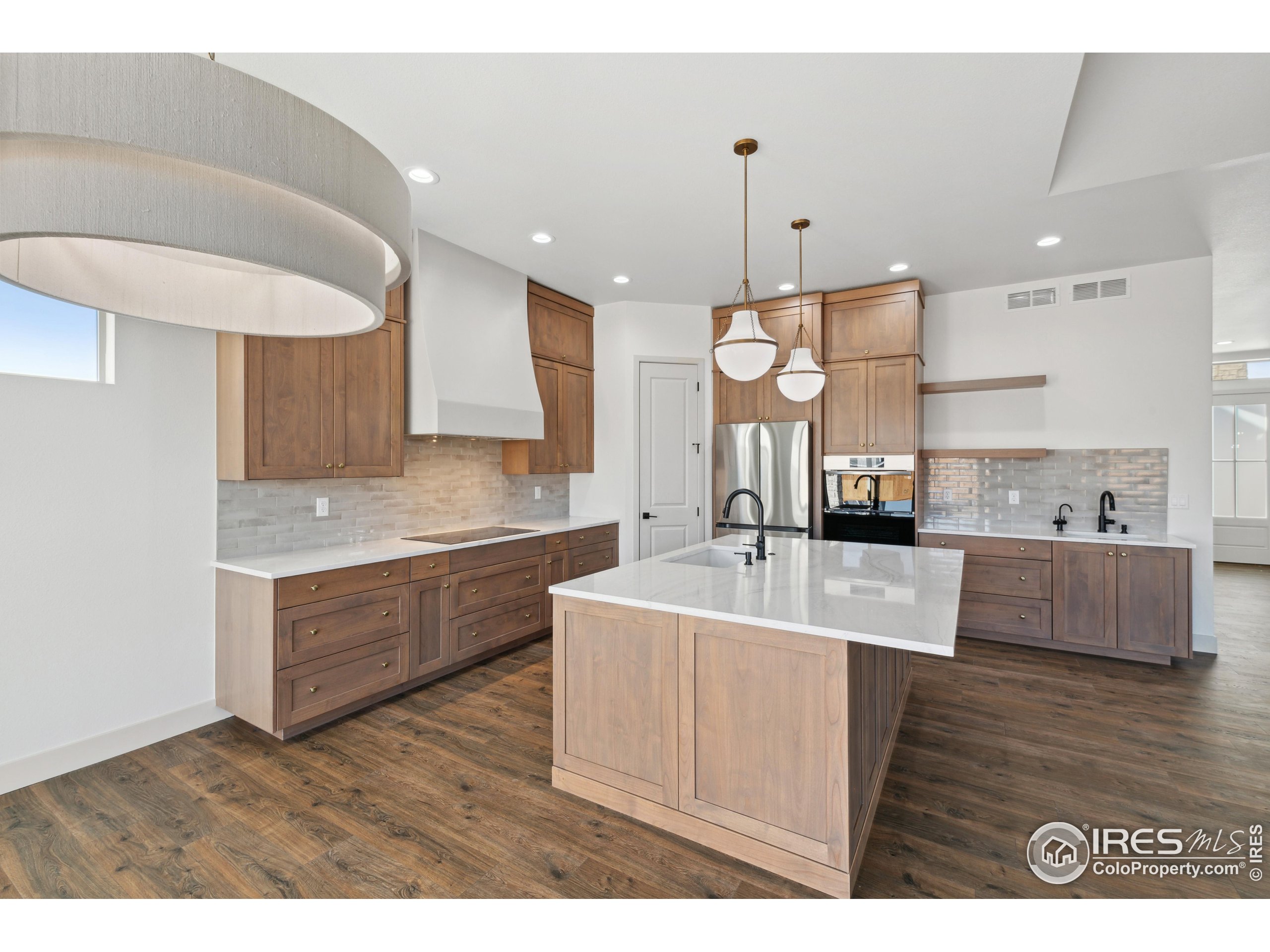 144 Boxwood Dr