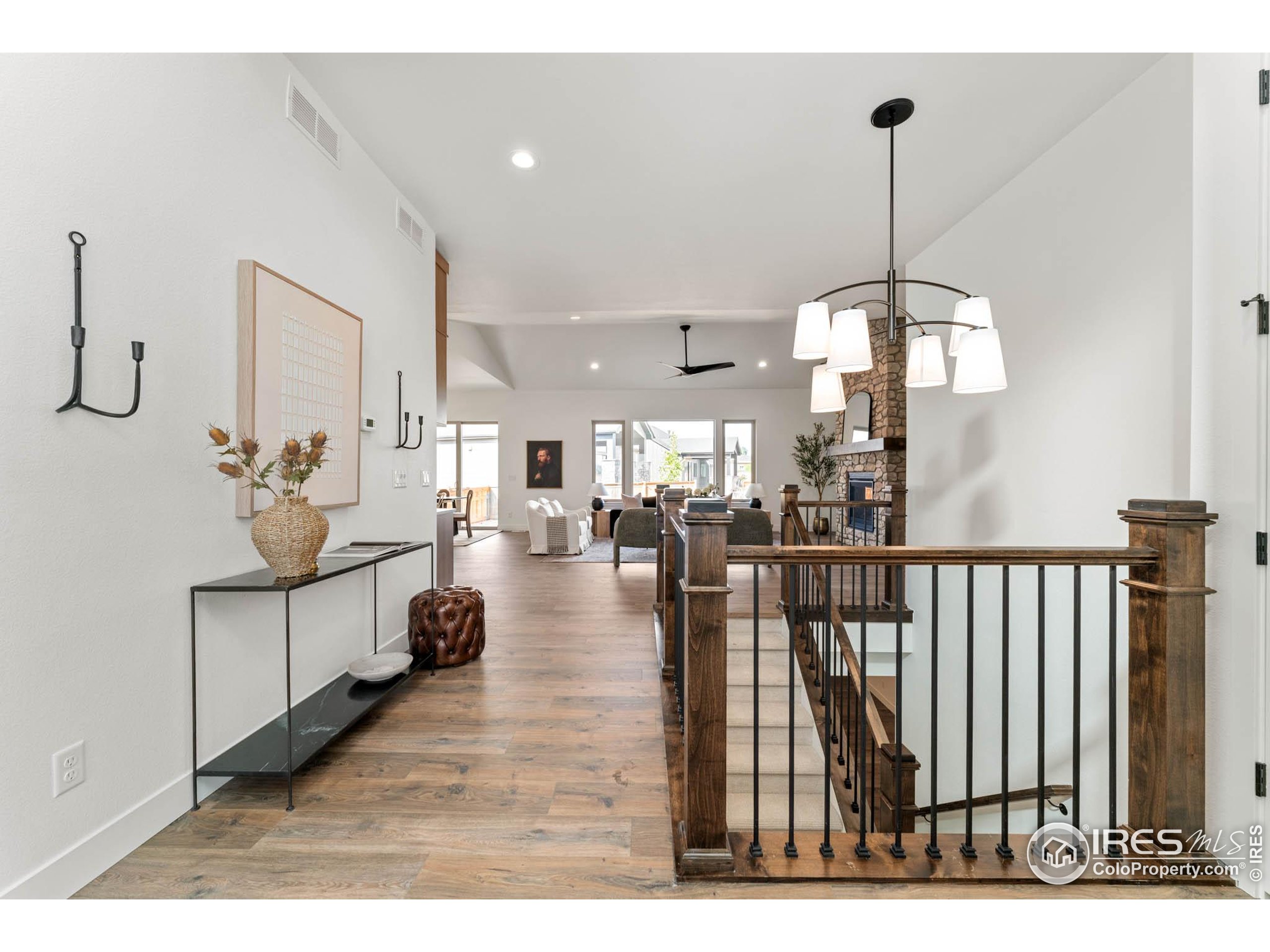 144 Boxwood Dr