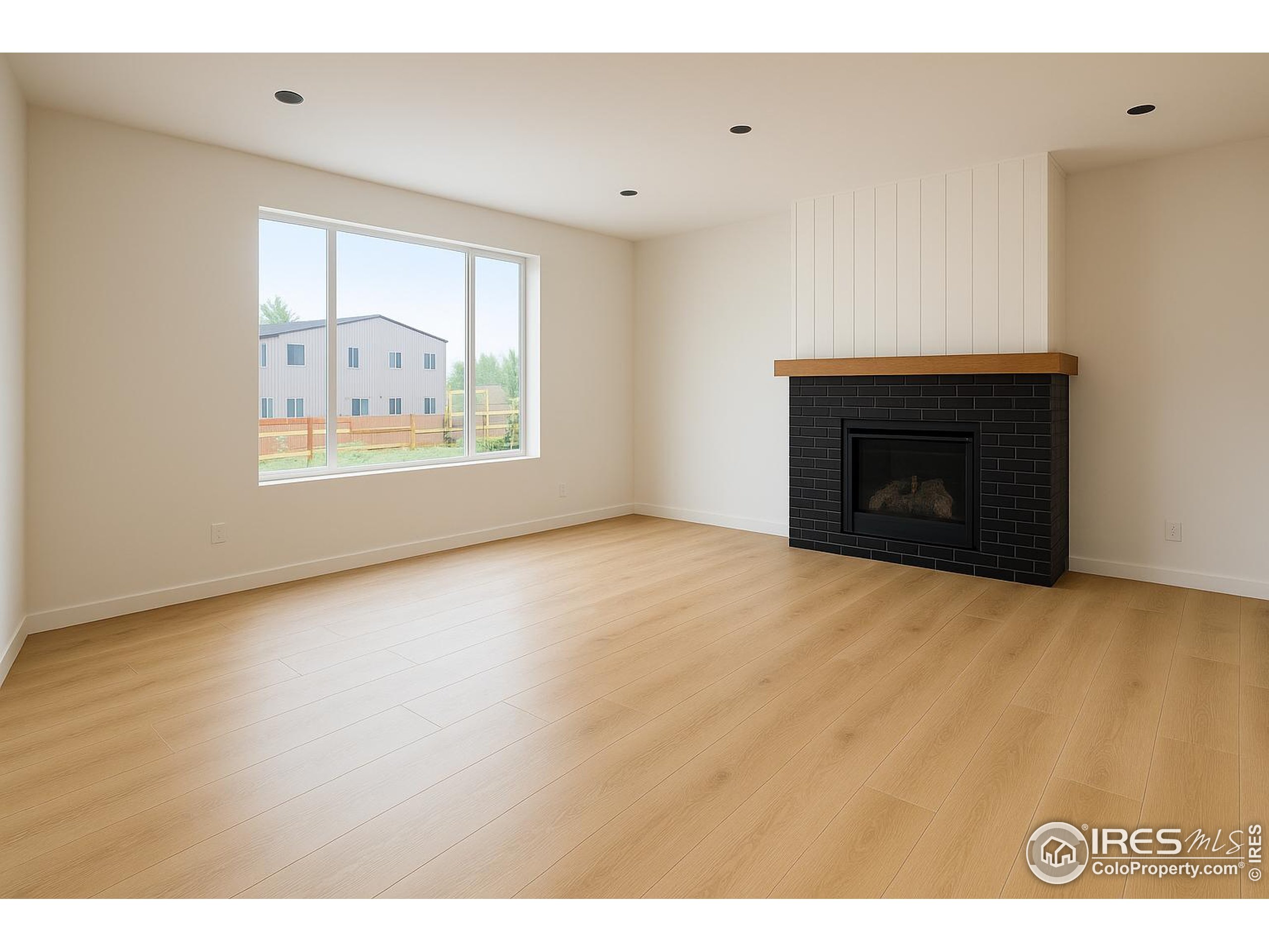 741 Clydesdale Dr