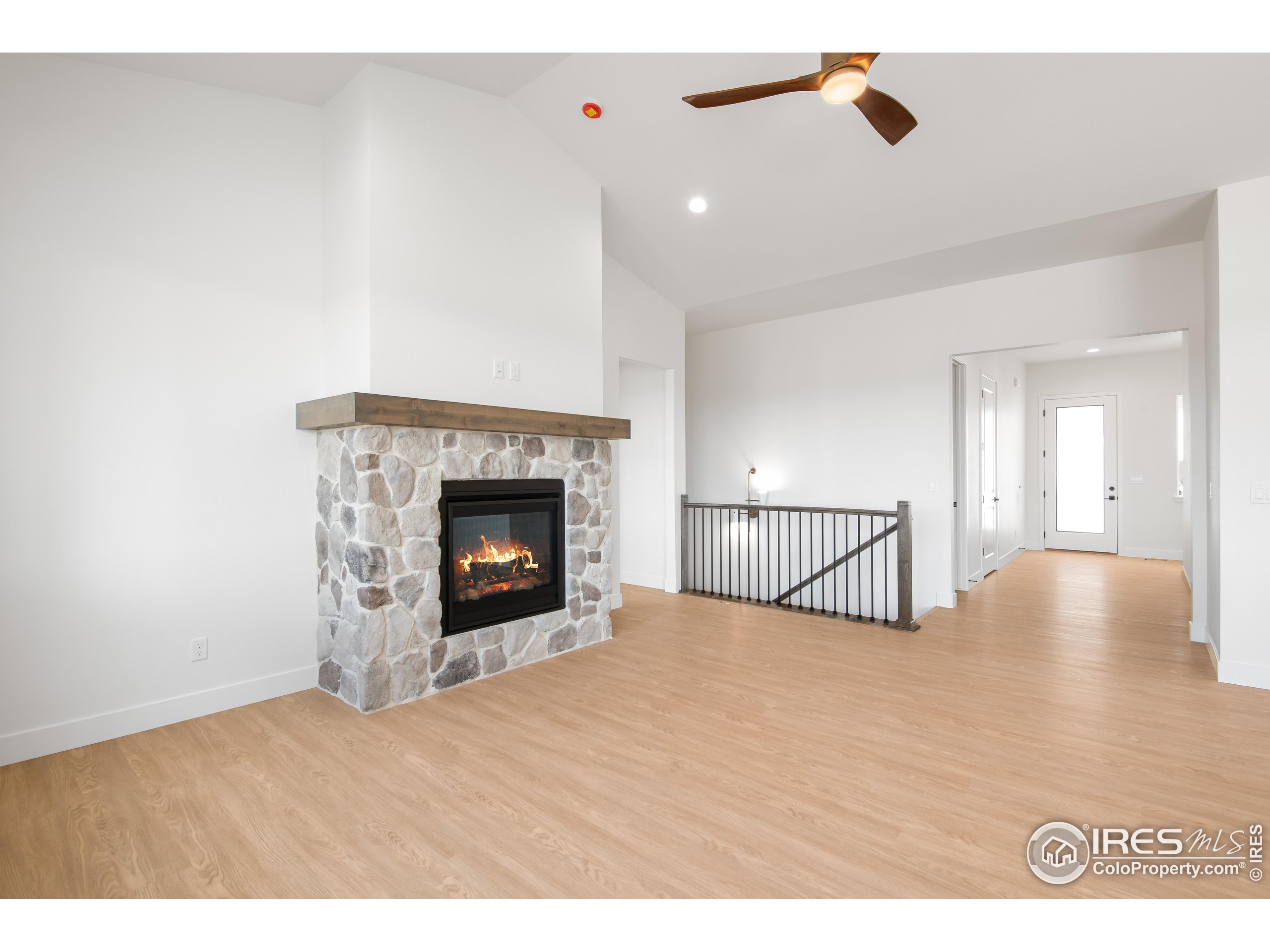 20 Snowcap Dr