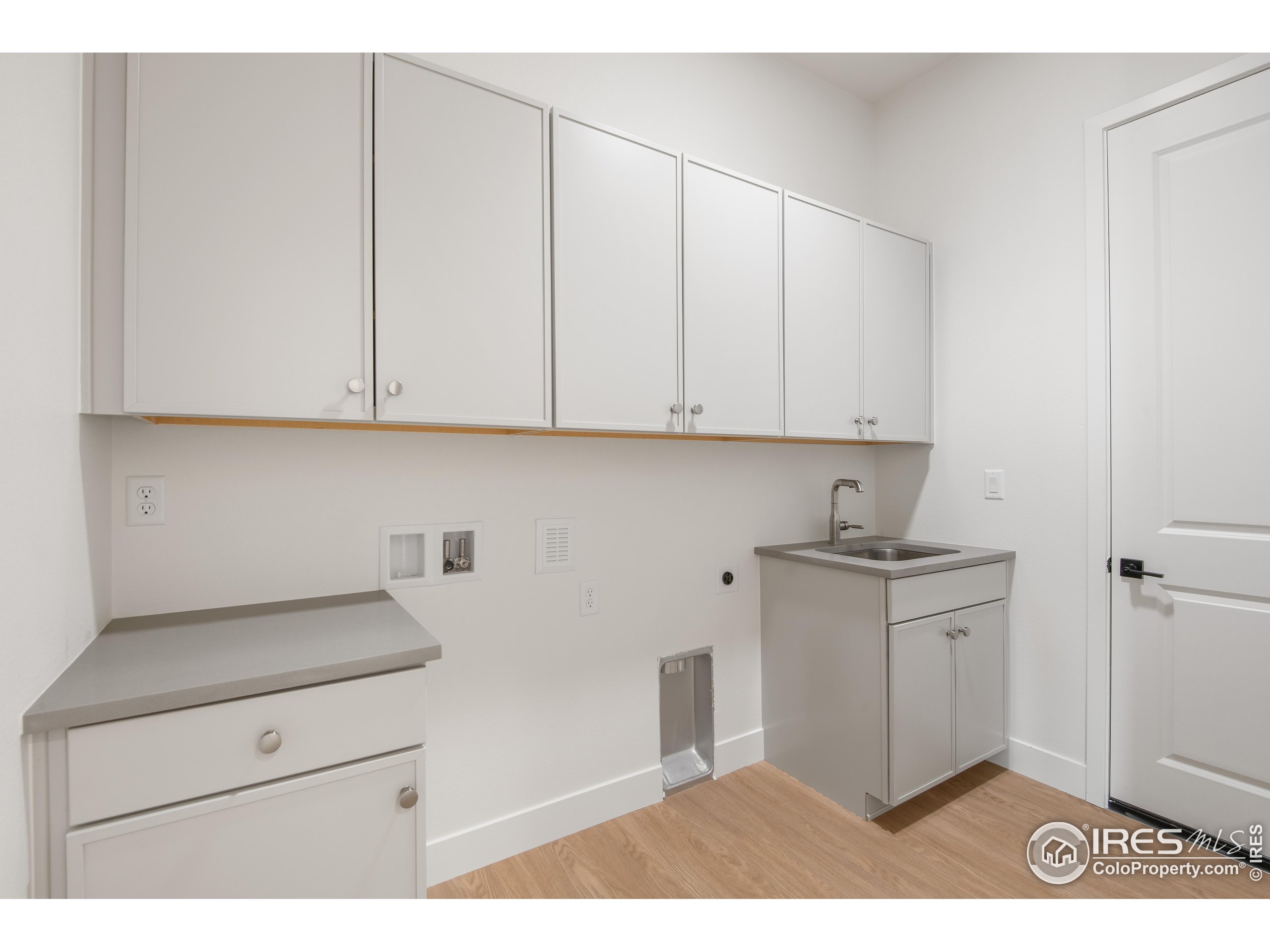 20 Snowcap Dr