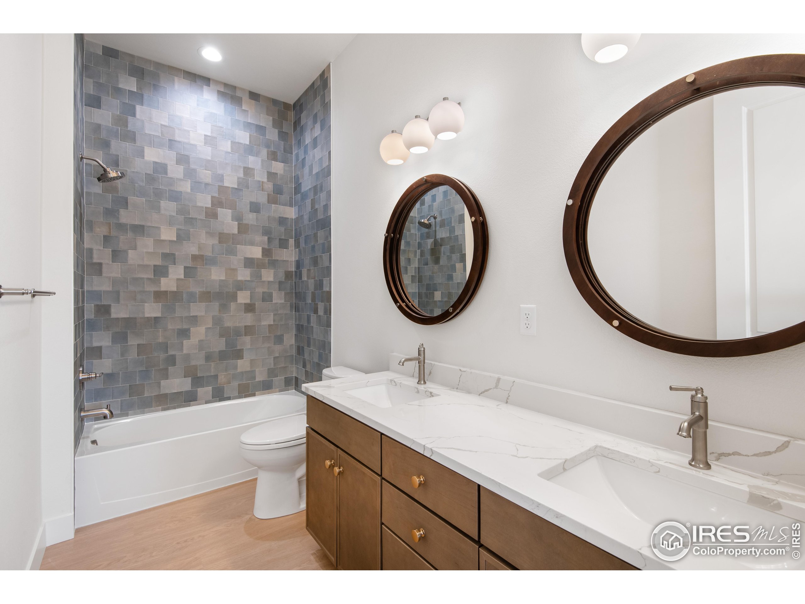 20 Snowcap Dr
