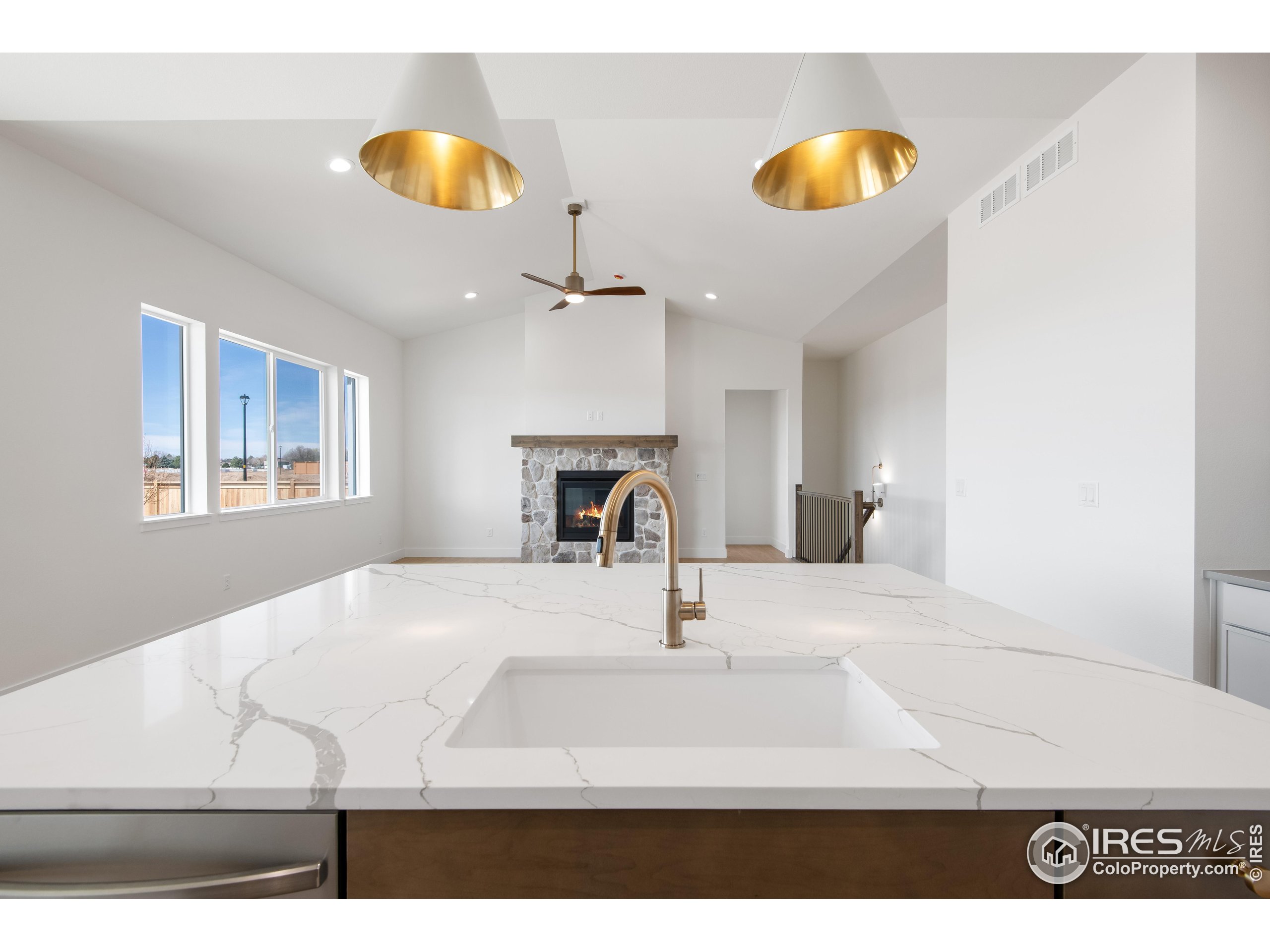 20 Snowcap Dr