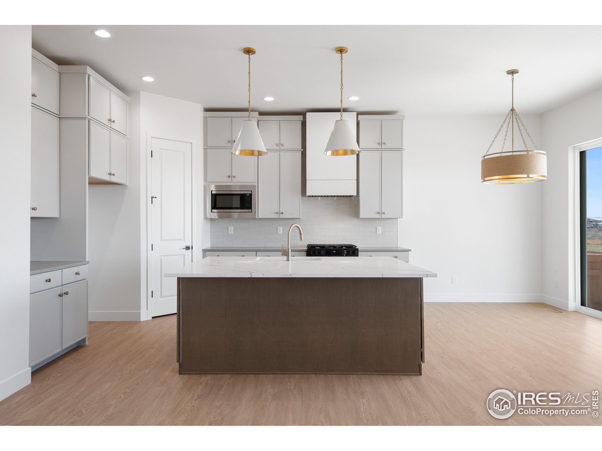 20 Snowcap Dr