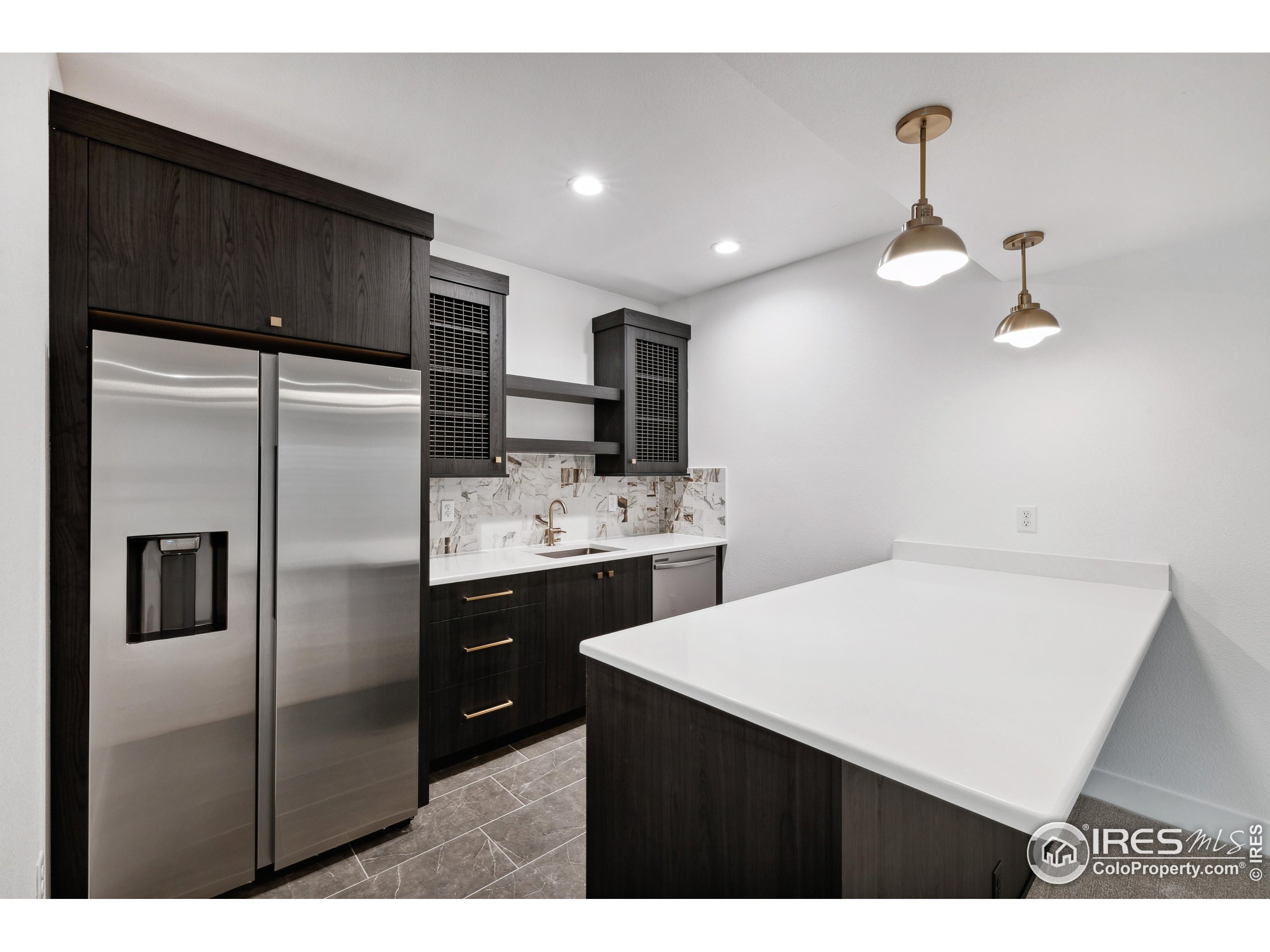145 Boxwood Dr