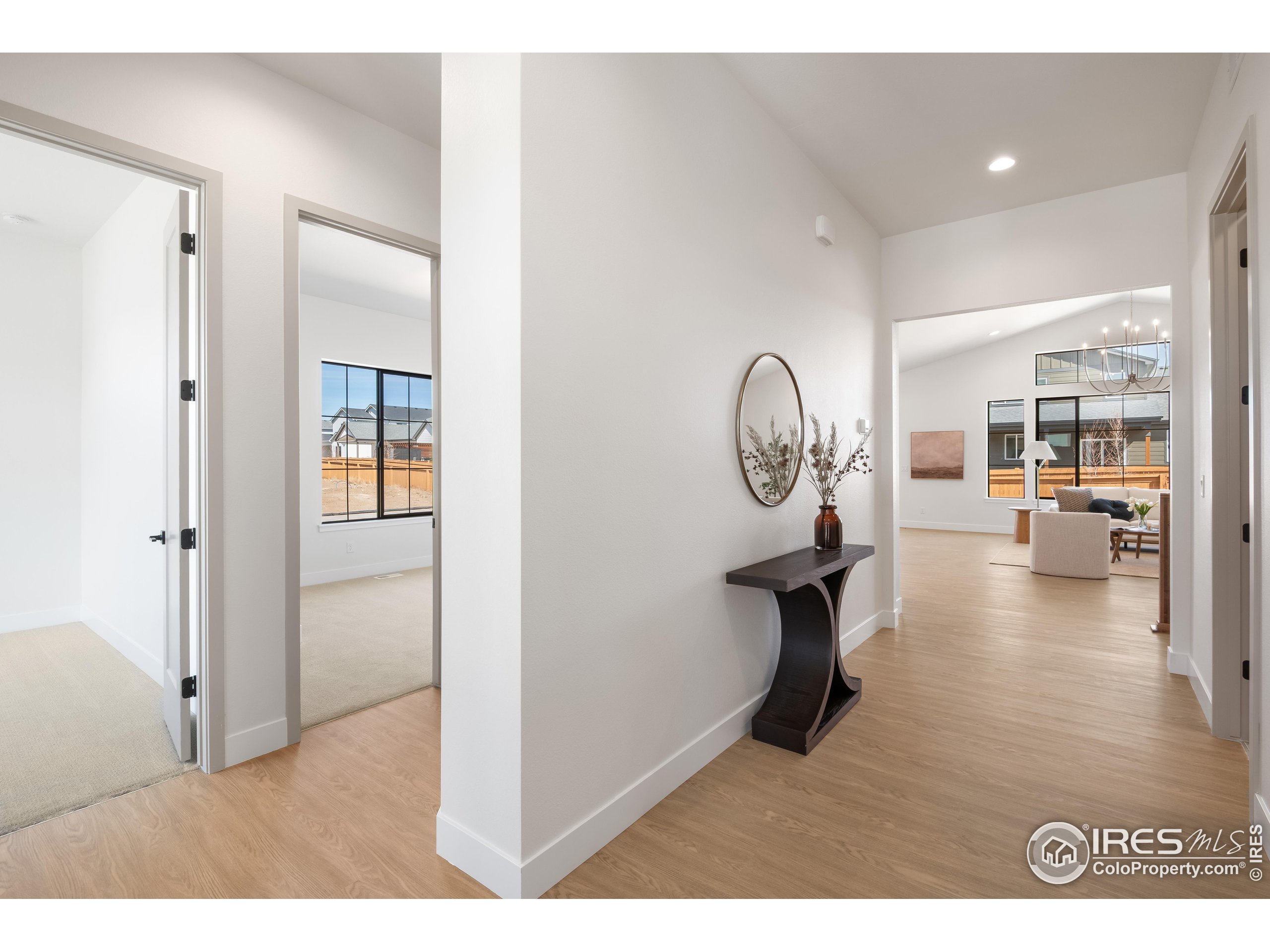 165 Boxwood Dr