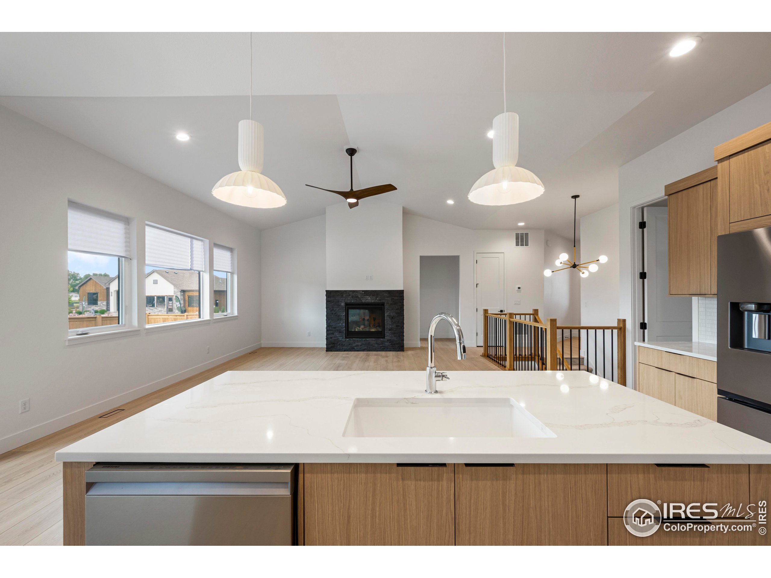 125 Boxwood Dr