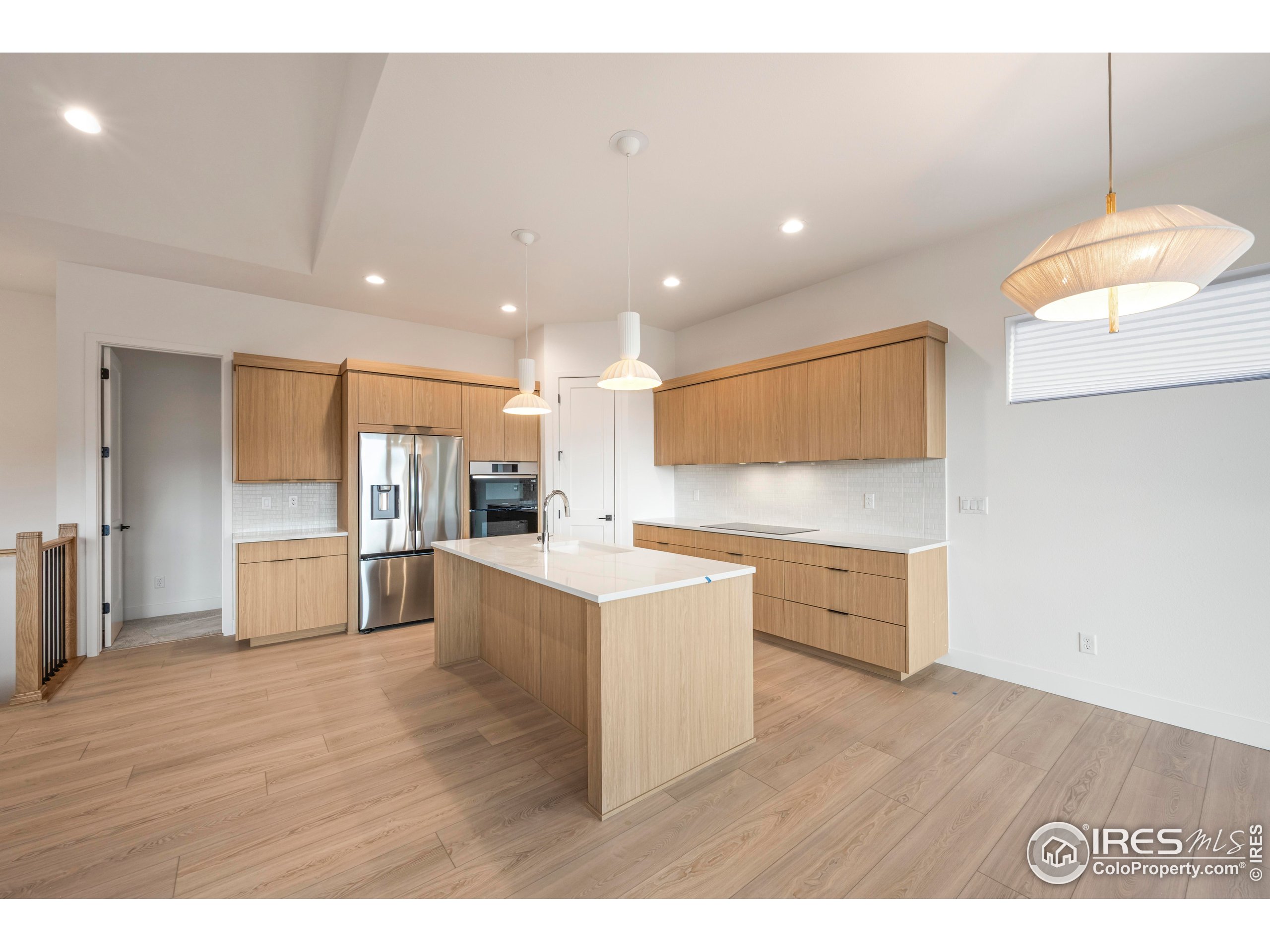 125 Boxwood Dr