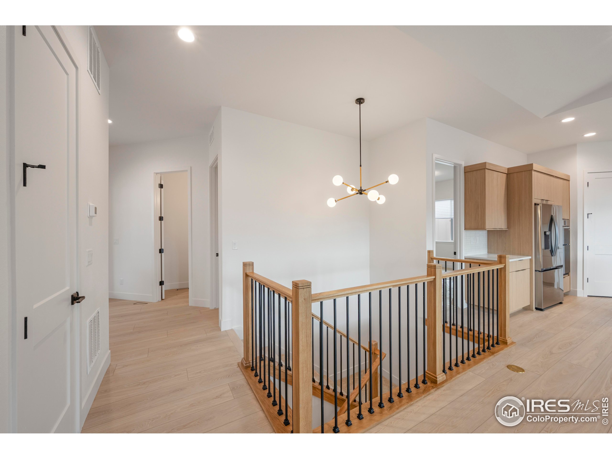 125 Boxwood Dr