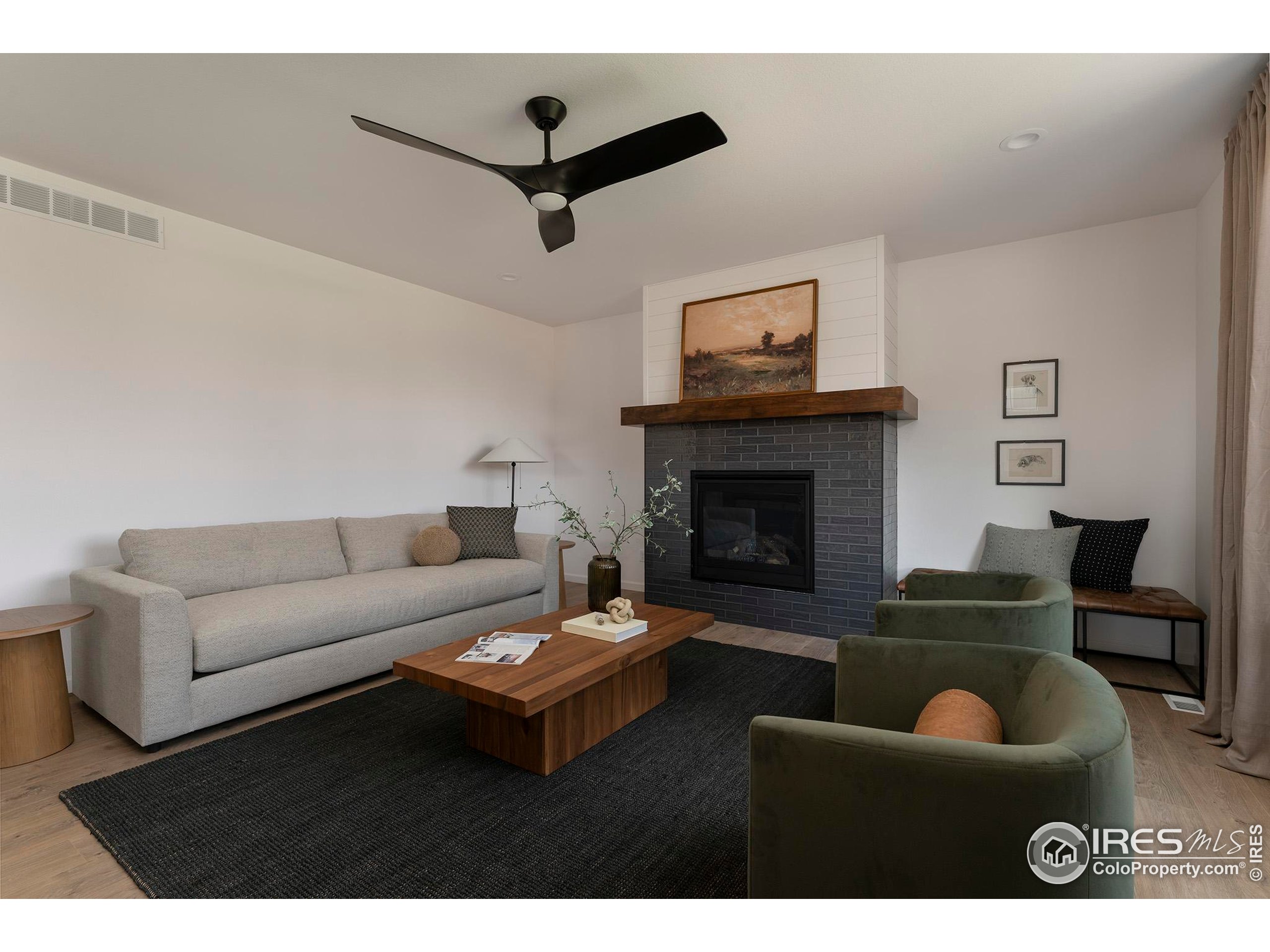 741 Clydesdale Dr