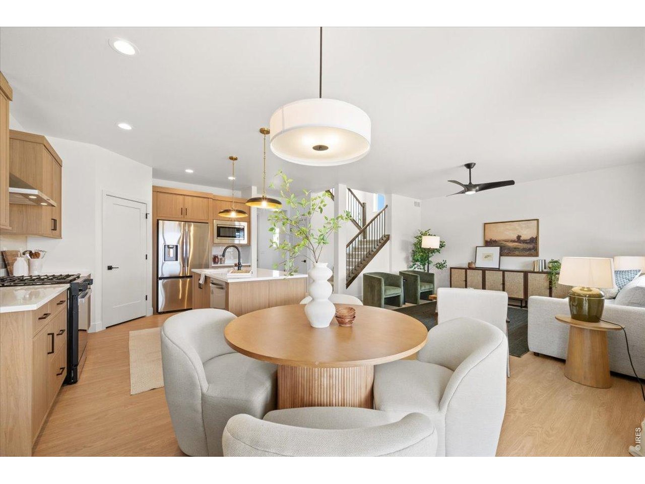 825 Doubleleaf Dr